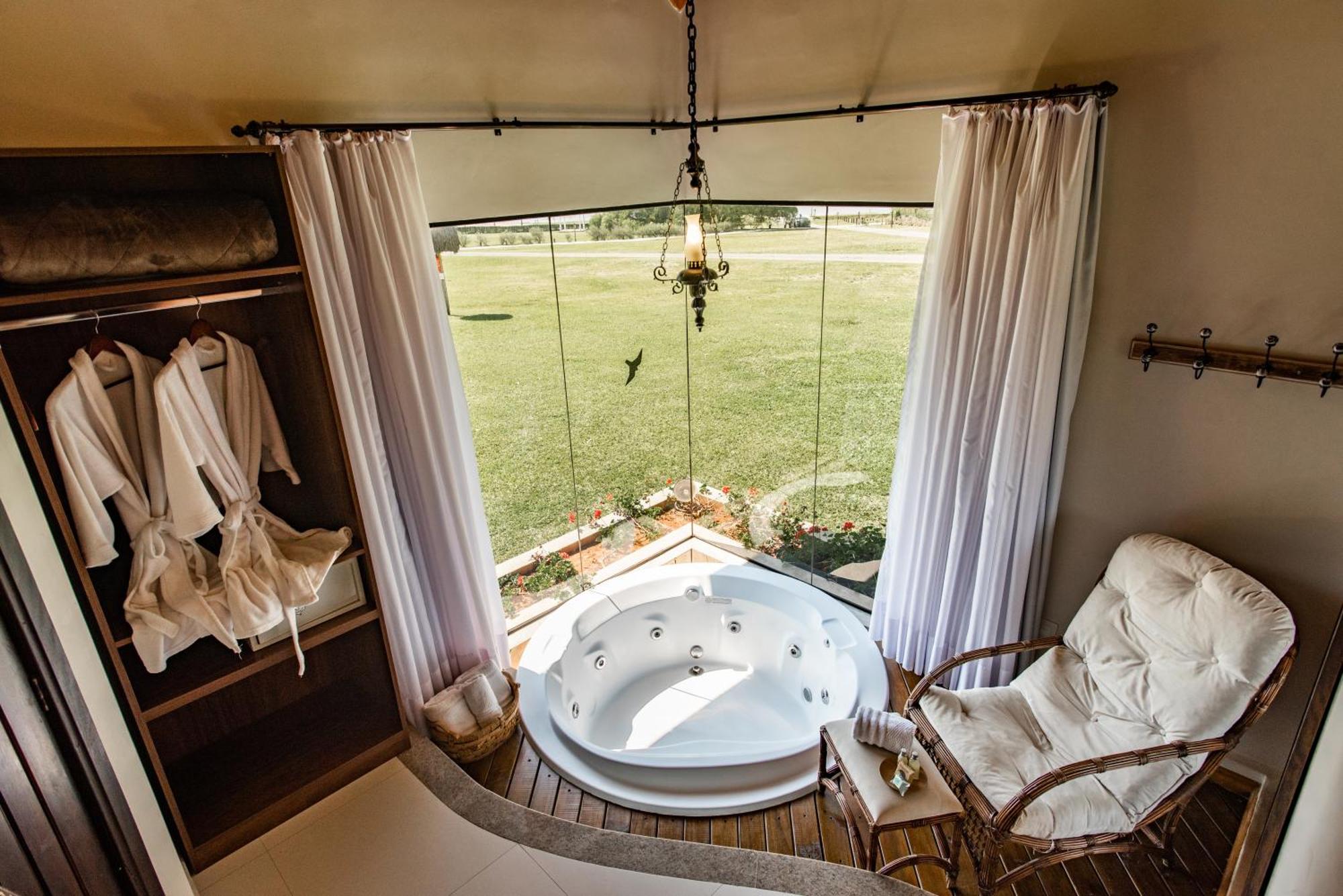 Vira Charme Resort Fernandes Pinheiro Dış mekan fotoğraf
