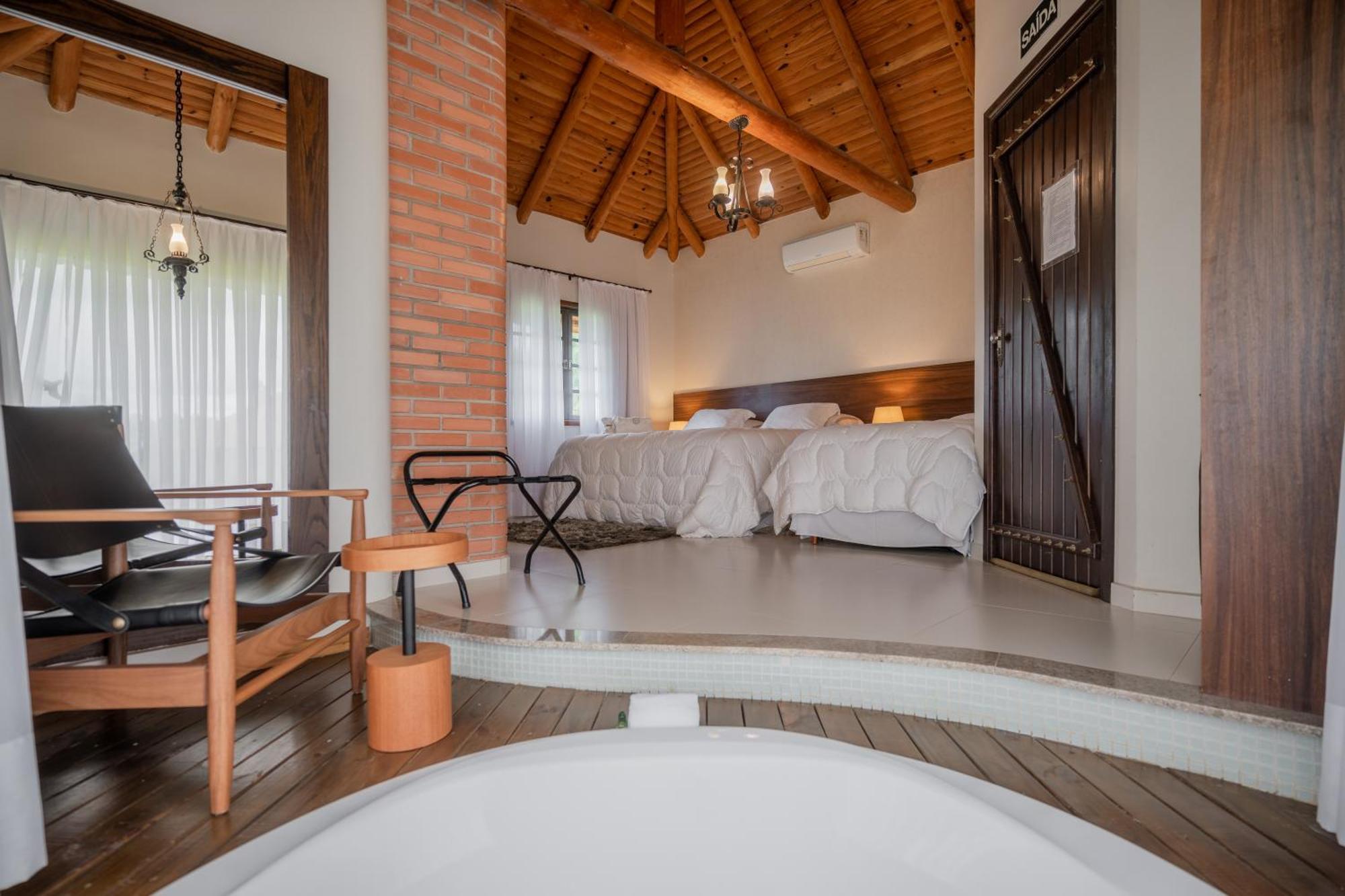 Vira Charme Resort Fernandes Pinheiro Dış mekan fotoğraf
